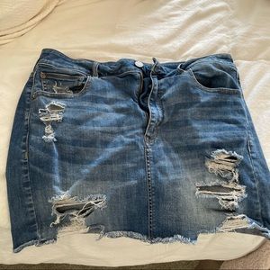 Mini American Eagle skirt